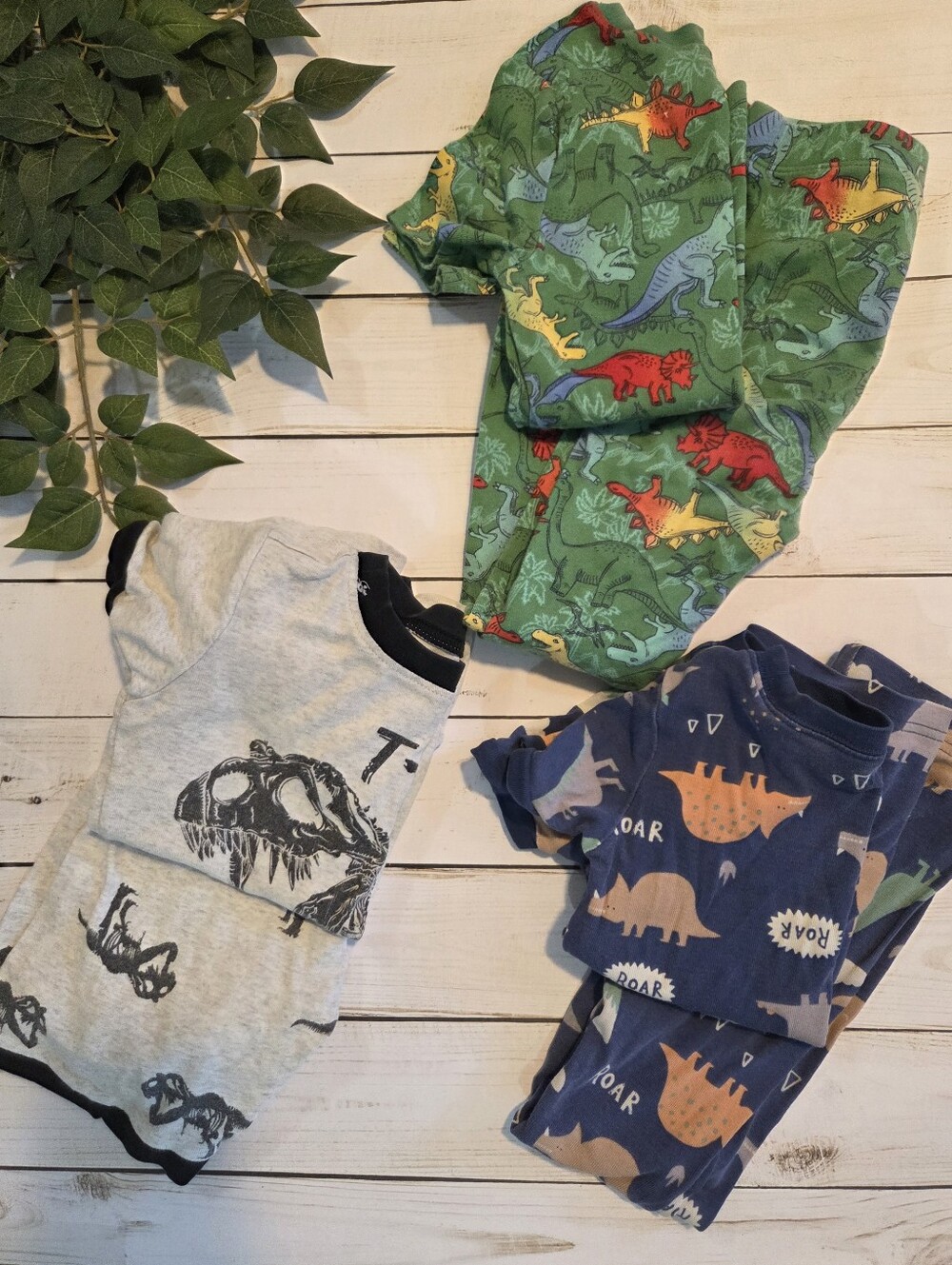 Boy's Dinosaur Pajamas, Size 5T, 3 Pairs